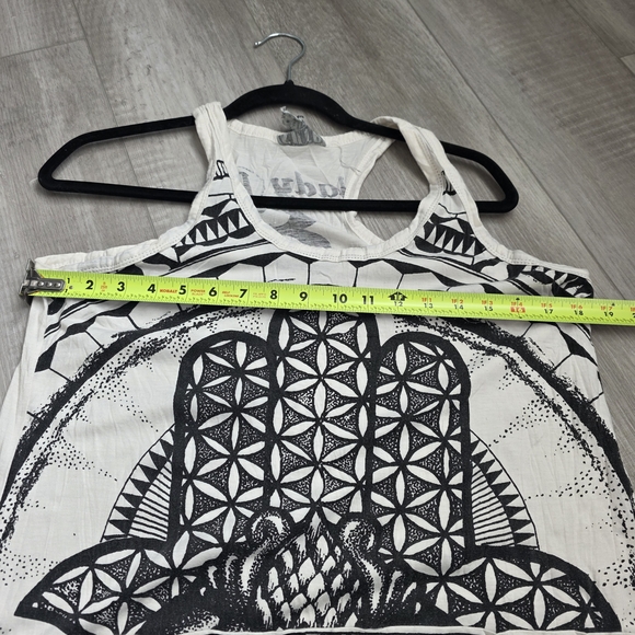 Urban White Graphic Women's Tunic - Picture 6 of 10